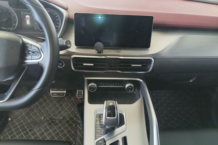 GEELY Coolray 2020 car image #13