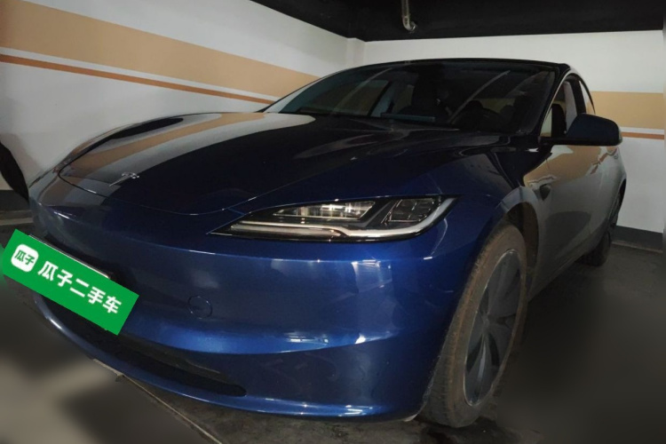 Tesla Model 3 2025 #2 Tesla Model 3 2025 car image #2