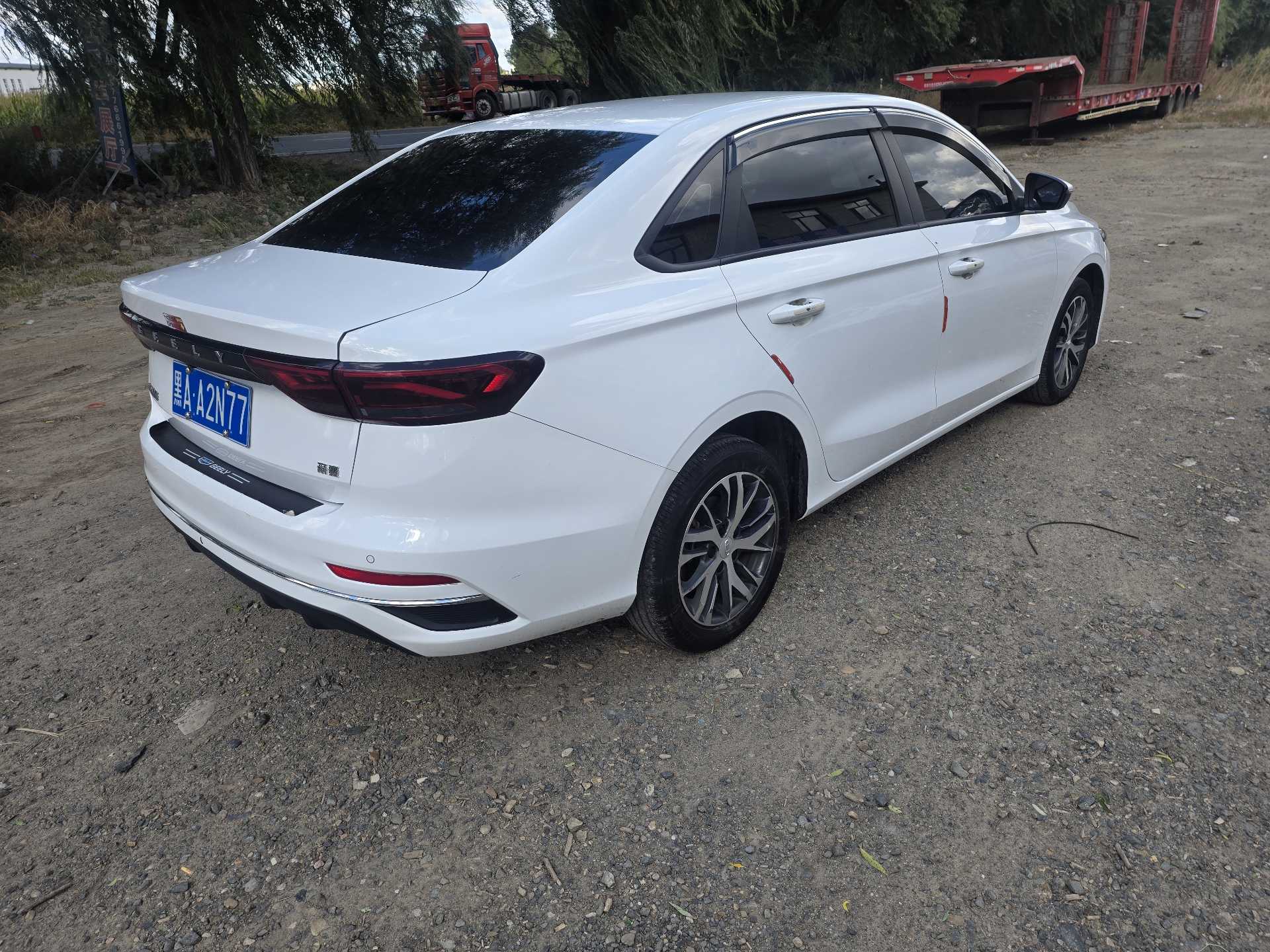 GEELY Emgrand 2024 car image #9