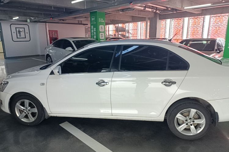 Volkswagen Santana 2016 car image #4
