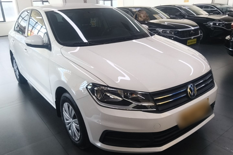 Volkswagen Santana 2023 صورة سيارة #6