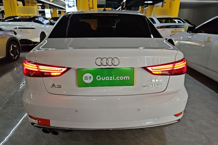 Audi A3 2019 car image #6