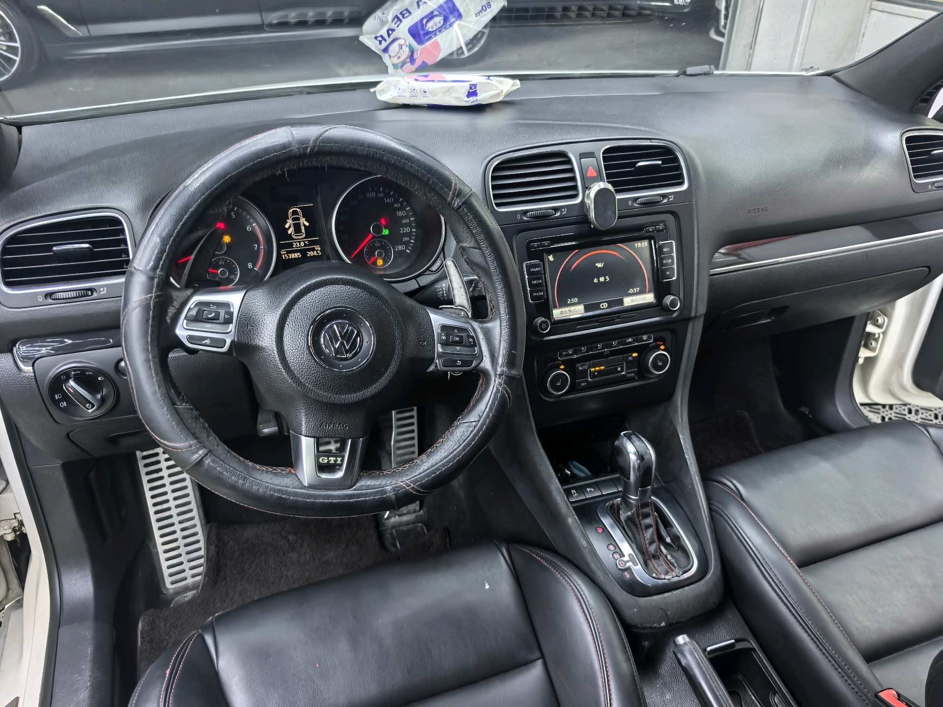 Volkswagen GolfGTI 2012 immagine di auto #4