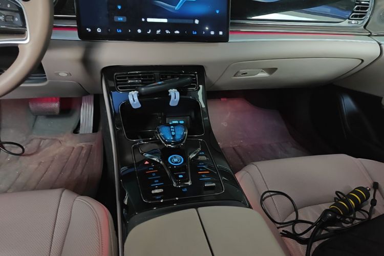 BYD Han 2024 #18 BYD Han 2024 изображение автомобиля #18
