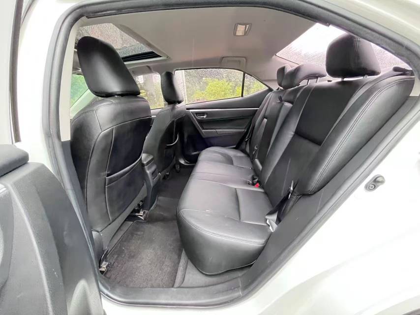 Toyota Corolla 2017 car image #9