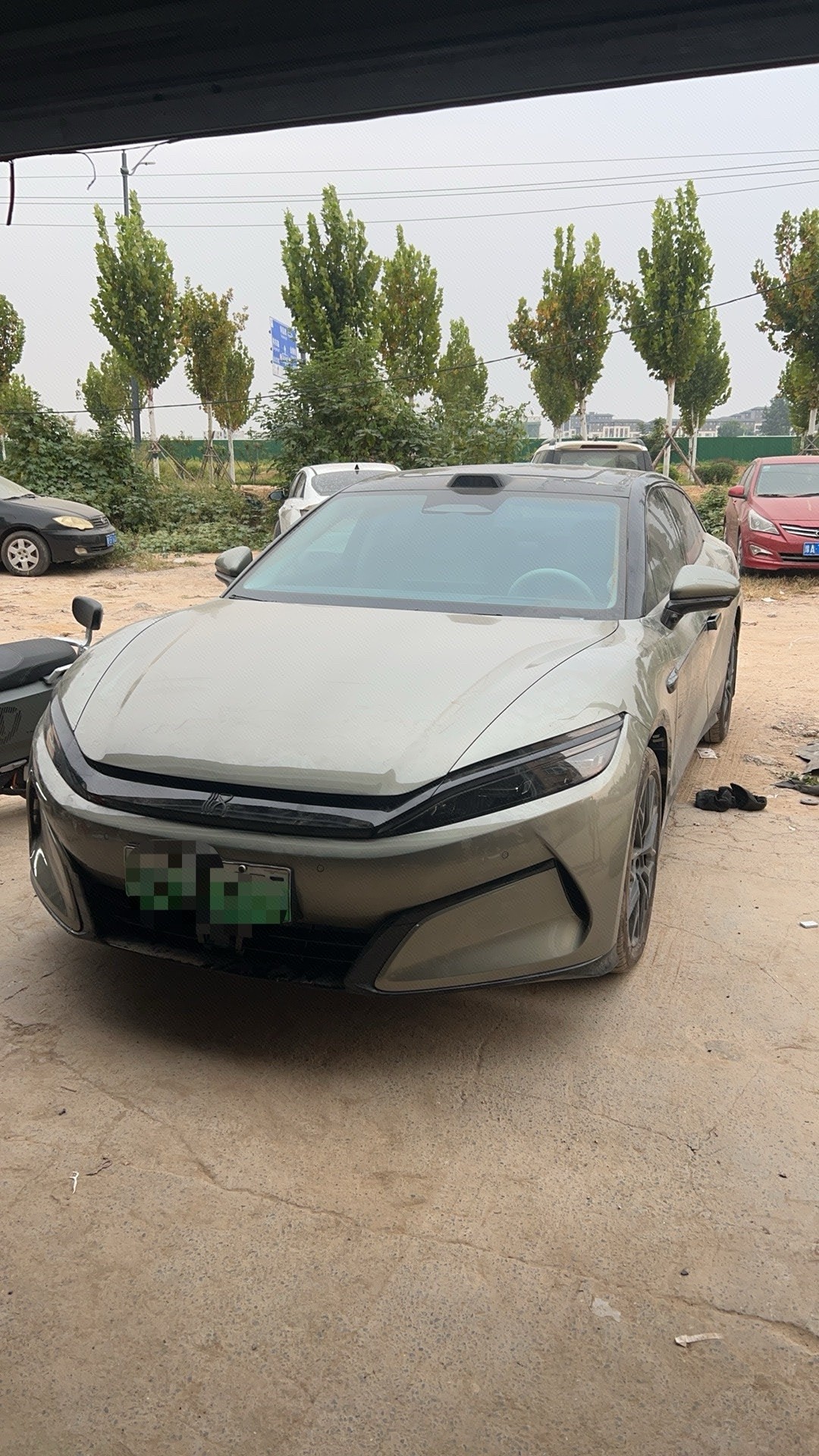 BYD HanL 2025 BYD HanL 2025 car image