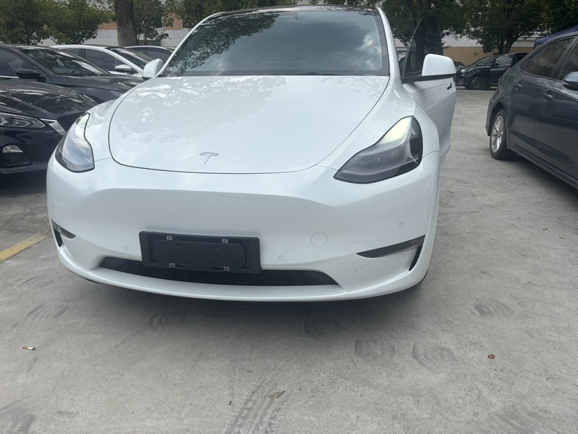 Tesla Model Y 2022 #7 Tesla Model Y 2022 car image #7