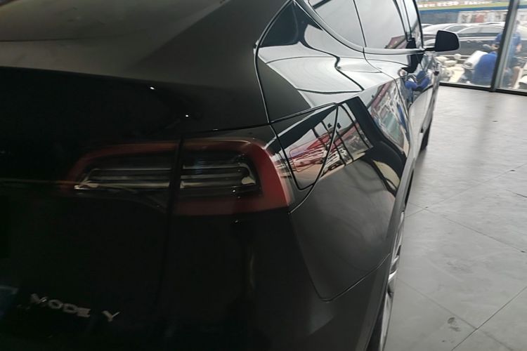 Tesla Model Y 2022 #8 Tesla Model Y 2022 immagine di auto #8