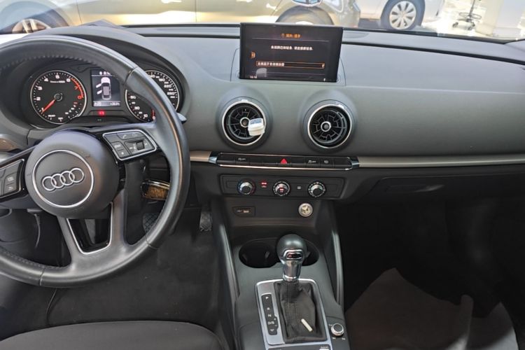 Audi A3 2019 #13 Audi A3 2019 car image #13