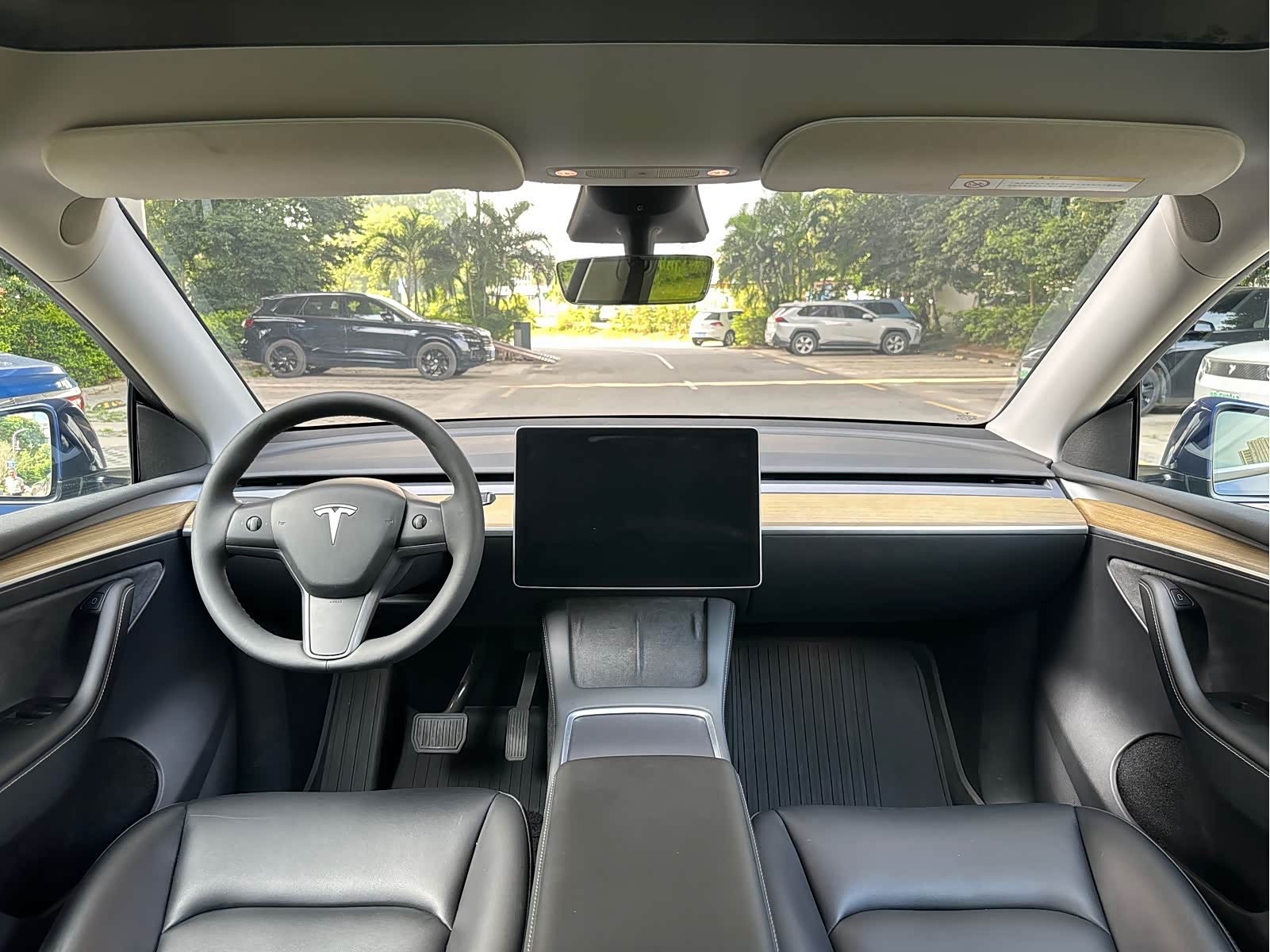 Tesla Model Y 2023 #13 Tesla Model Y 2023 image de voiture #13