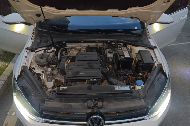 Volkswagen Golf 2019 car image #22