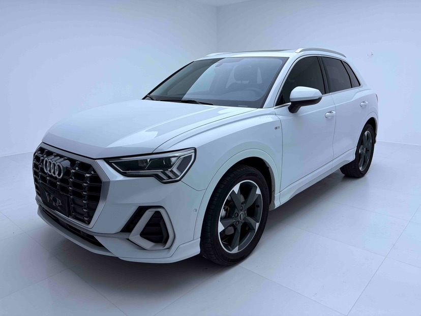 Audi Q3 2022 Audi Q3 2022 car image