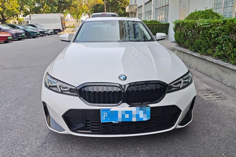 BMW 3 Series 2023 #2 BMW 3 Series 2023 car image #2