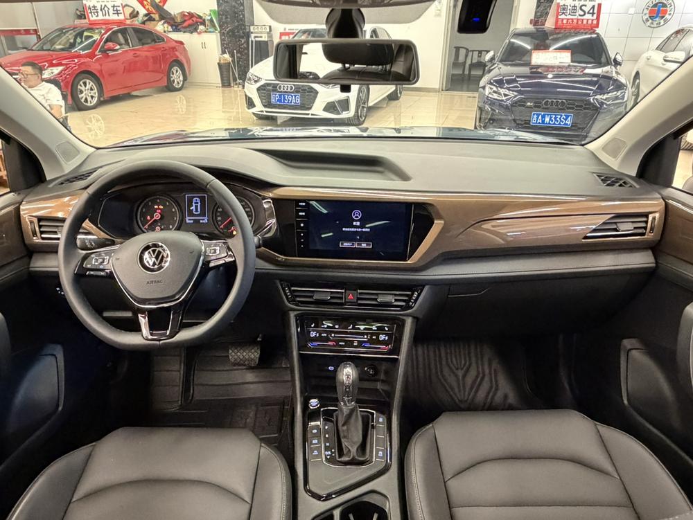 Volkswagen Tharu 2020 immagine di auto #7