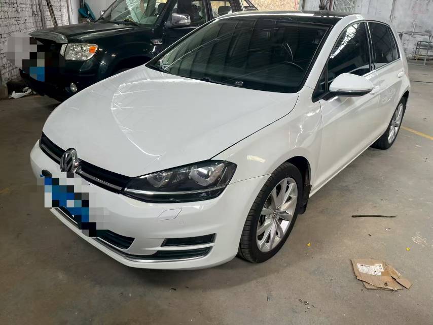 Volkswagen Golf 2015 car image 