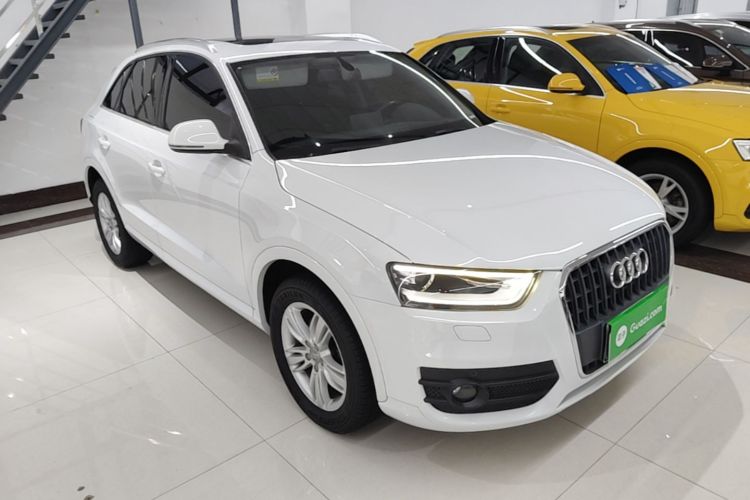 Audi Q3 2015 car image #4