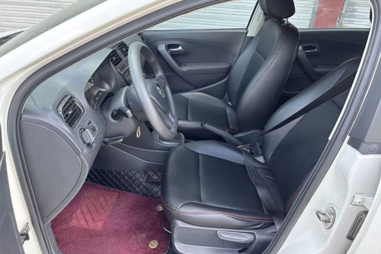 Volkswagen Polo 2016 #15 Volkswagen Polo 2016 car image #15