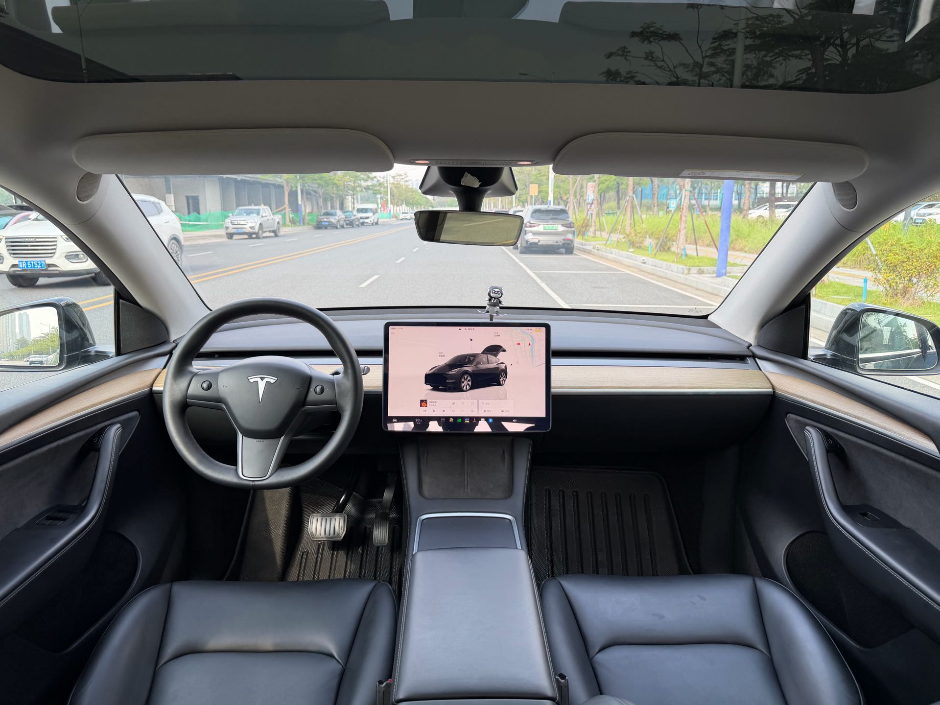 Tesla Model Y 2022 imagen de coche #8