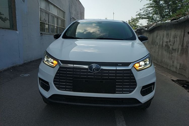 BYD Yuan New Energy 2020 car image #3