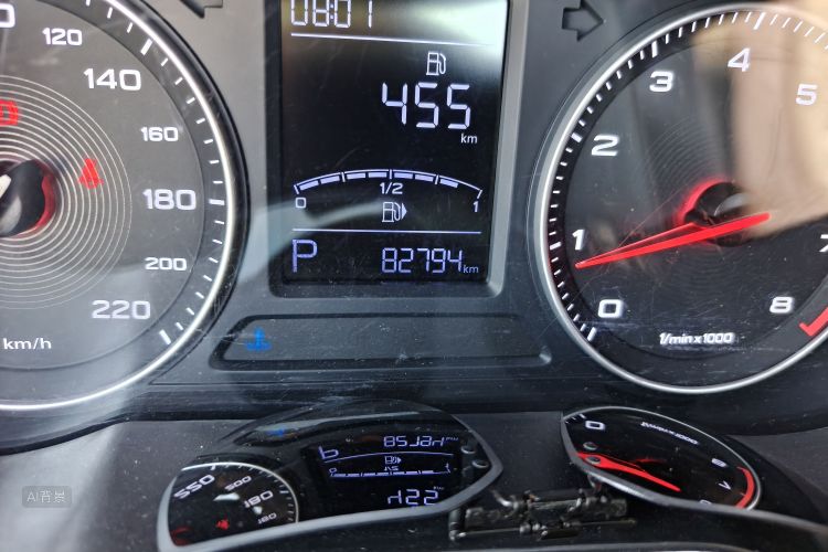 MG ZS 2018 изображение автомобиля #14