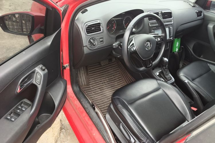 Volkswagen Polo 2017 #16 Volkswagen Polo 2017 car image #16