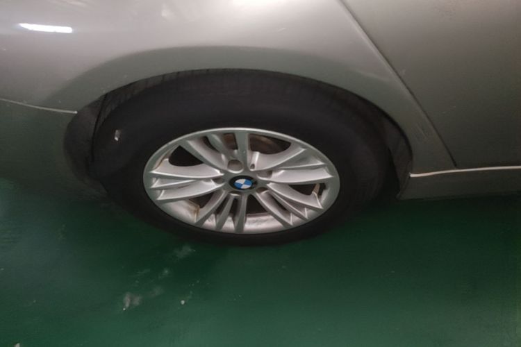 BMW 3 Series 2015 car image #10