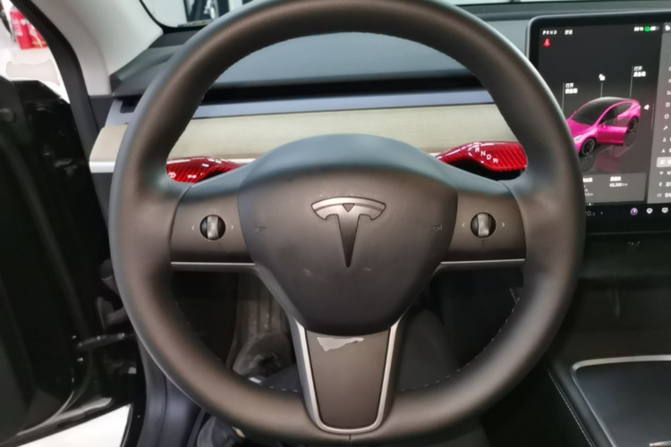 Tesla Model Y 2023 #11 Tesla Model Y 2023 car image #11