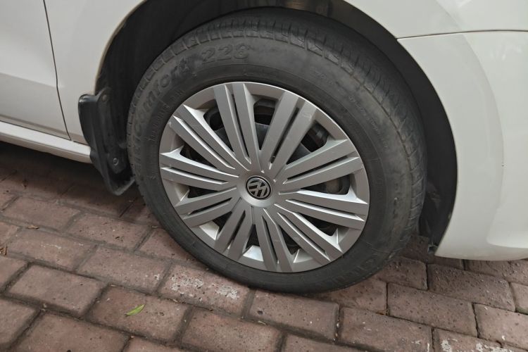 Volkswagen Polo 2017 #6 Volkswagen Polo 2017 car image #6
