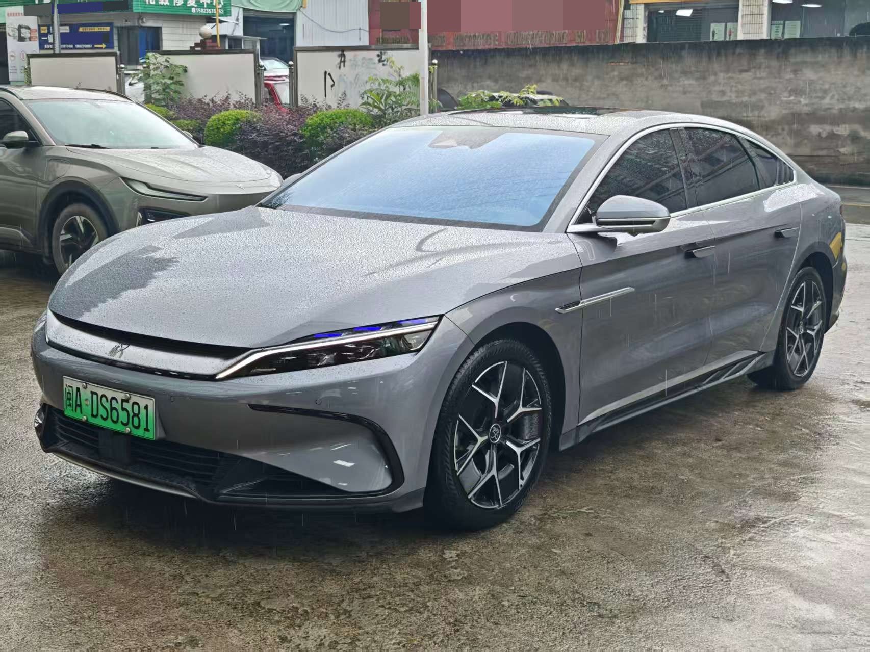 BYD Han 2024 car image 