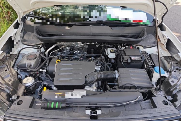 Volkswagen Tharu 2025 car image #18