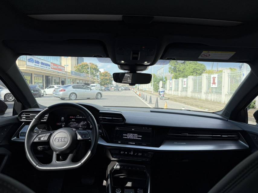 2023 image de voiture #5