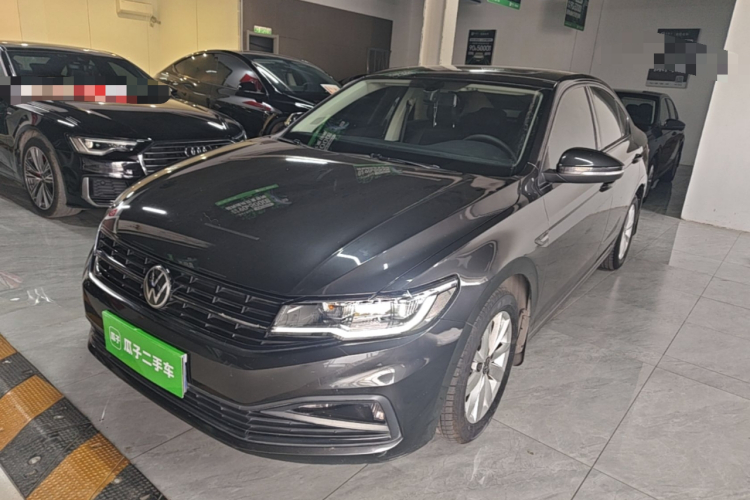 Volkswagen Bora 2021 immagine di auto #2