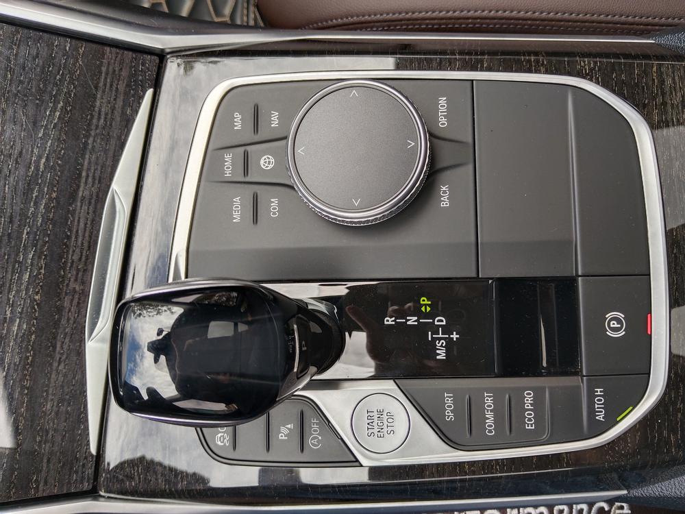 BMW 3 Series 2020 car image #14