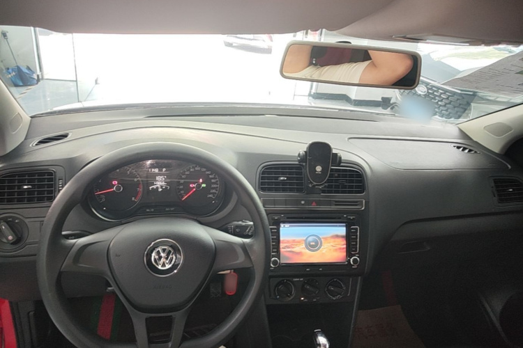Volkswagen Polo 2016 #10 Volkswagen Polo 2016 car image #10