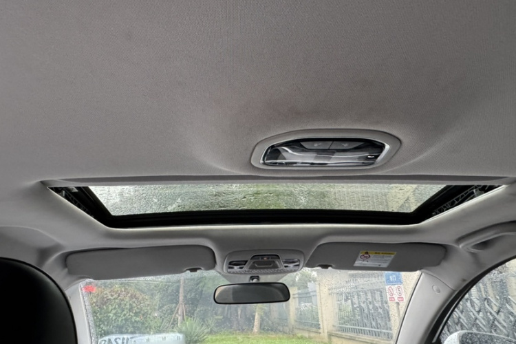 GEELY Emgrand 2020 car image #22