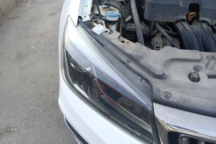 GEELY Emgrand 2018 car image #8