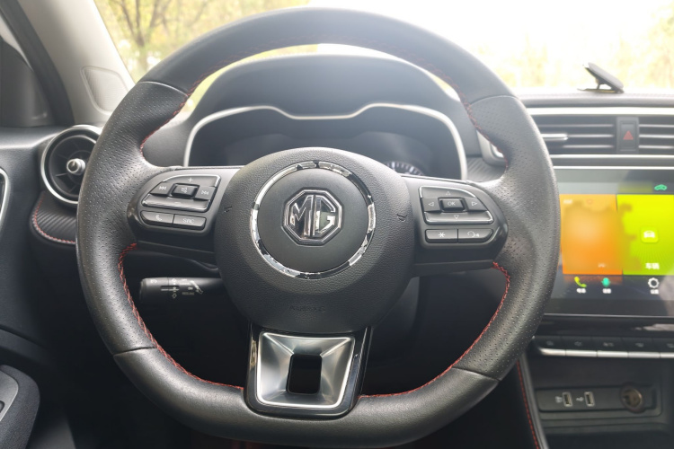 MG ZS 2020 car image #12
