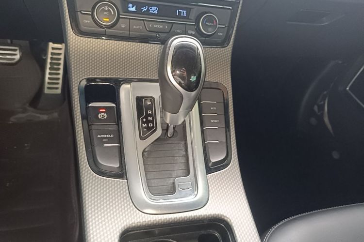 GEELY Emgrand GS 2017 #18 GEELY Emgrand GS 2017 car image #18