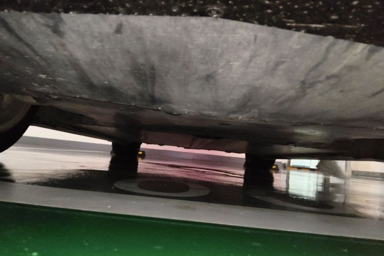 Tesla Model Y 2022 car image #26
