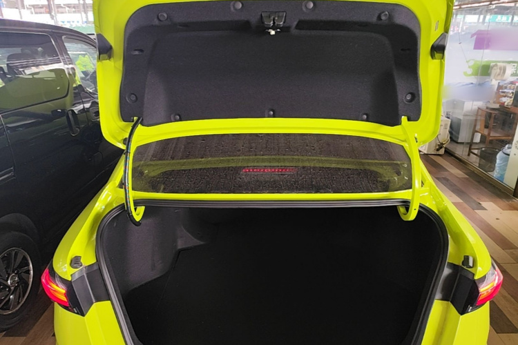 GEELY Binray 2023 car image #19