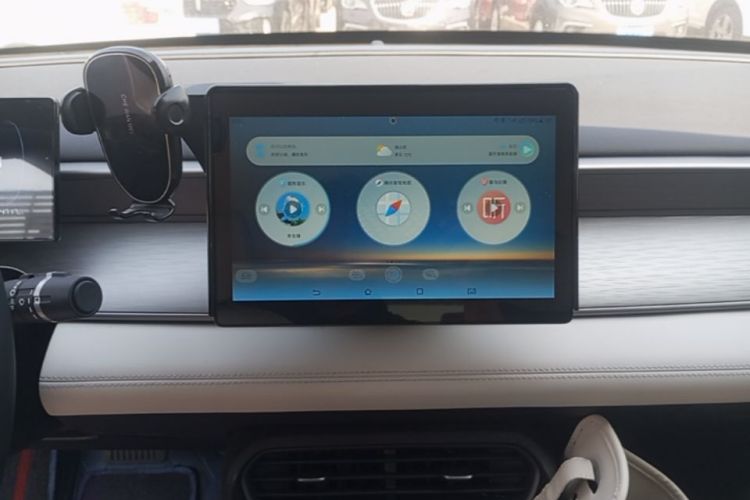 BYD Seal 05 DM-i 2025 car image #13