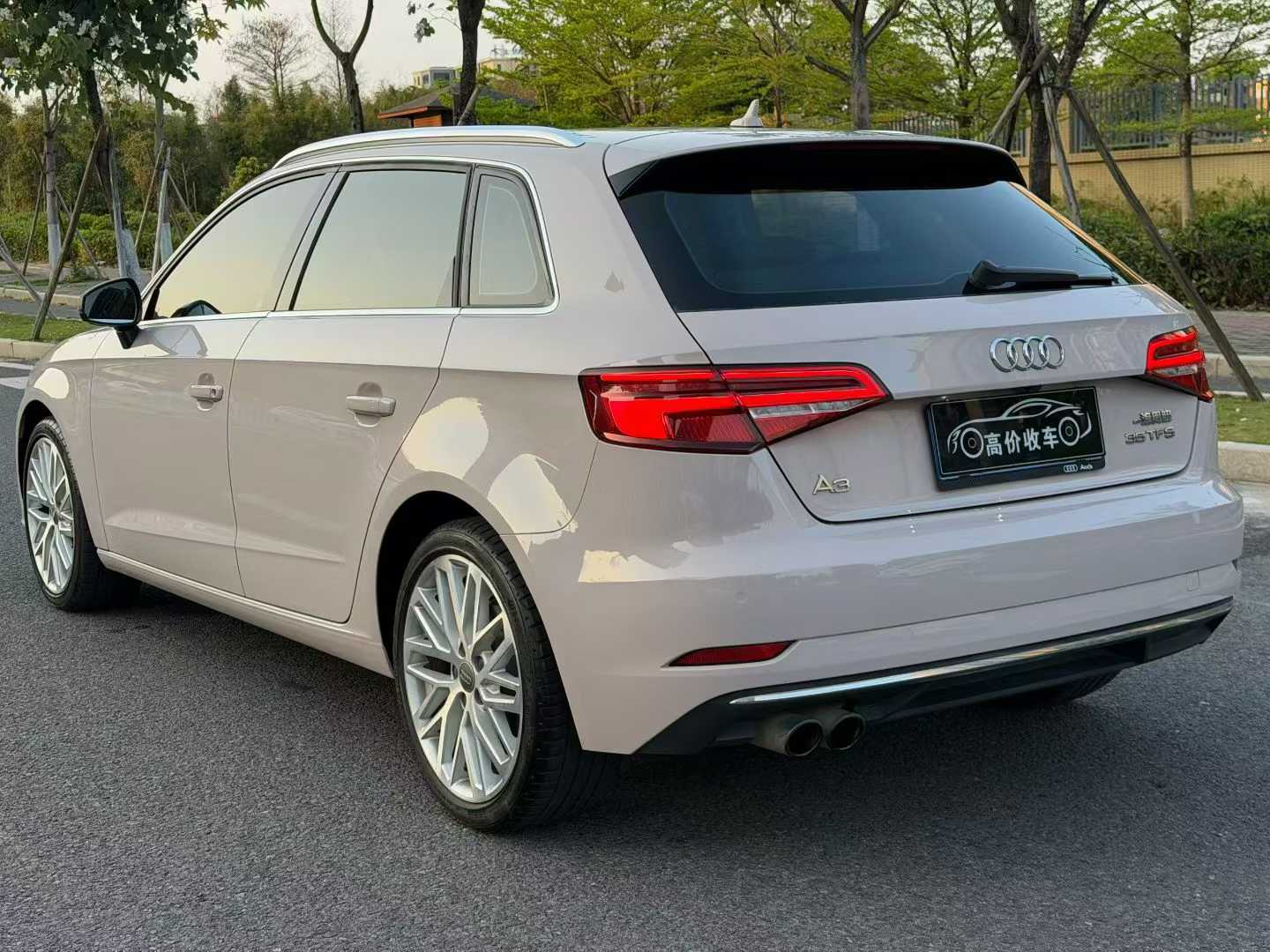 Audi A3 2018 car image #4