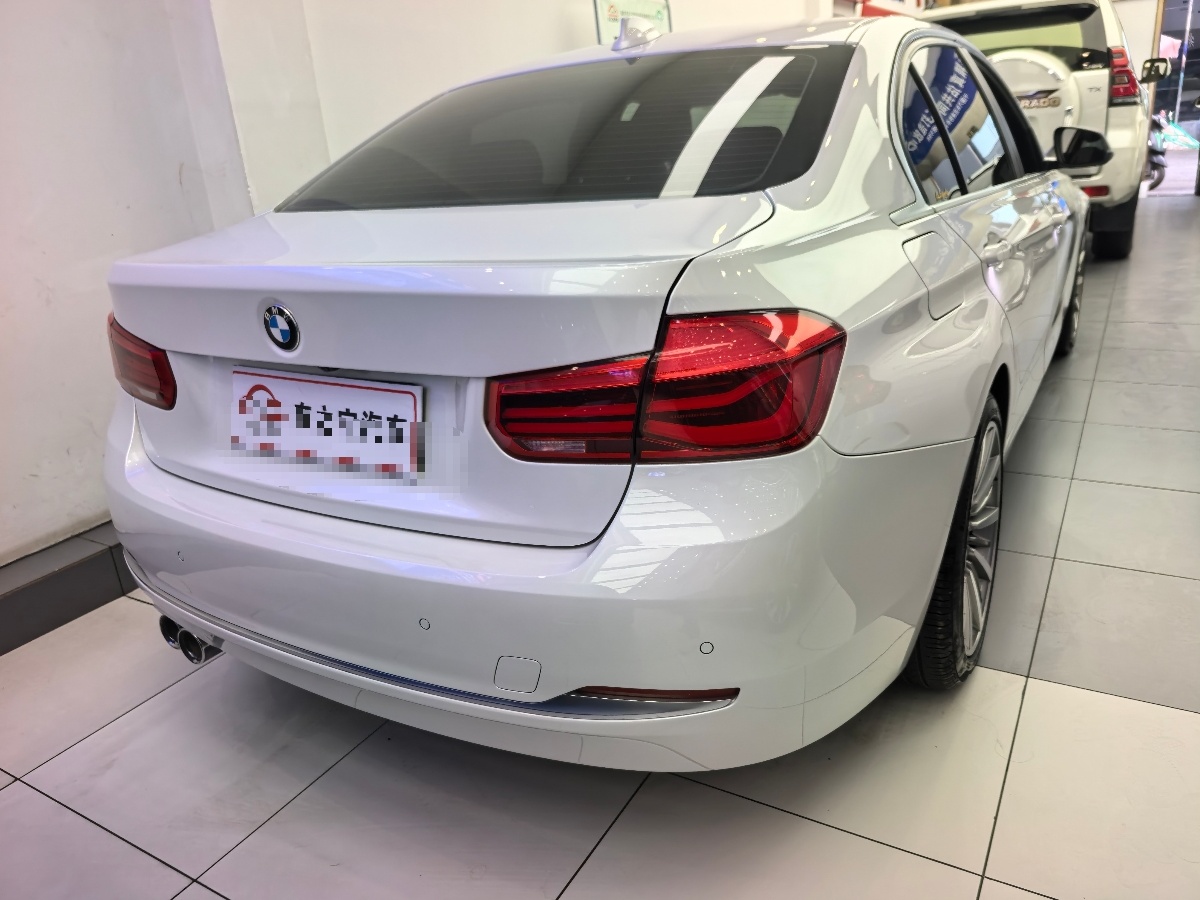 BMW 3 Series 2019 #6 BMW 3 Series 2019 car image #6