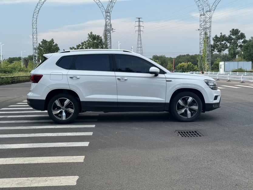 Volkswagen Tharu 2021 #5 Volkswagen Tharu 2021 car image #5