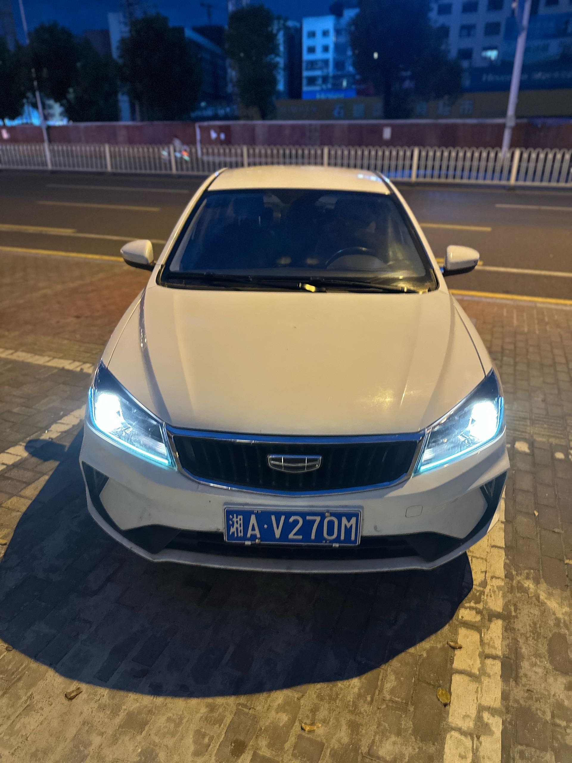 GEELY Emgrand 2021 #2 GEELY Emgrand 2021 car image #2