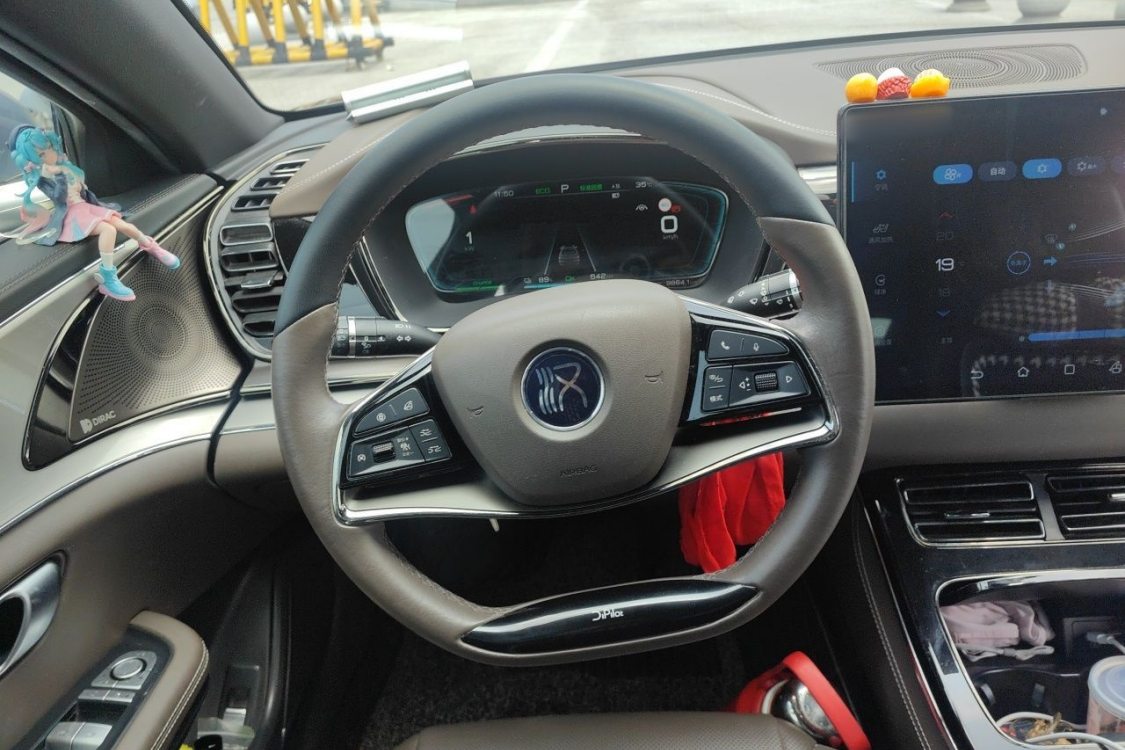 BYD Han 2021 car image #24