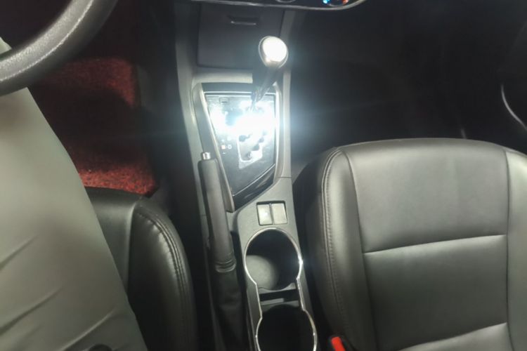 Toyota Corolla 2016 car image #14