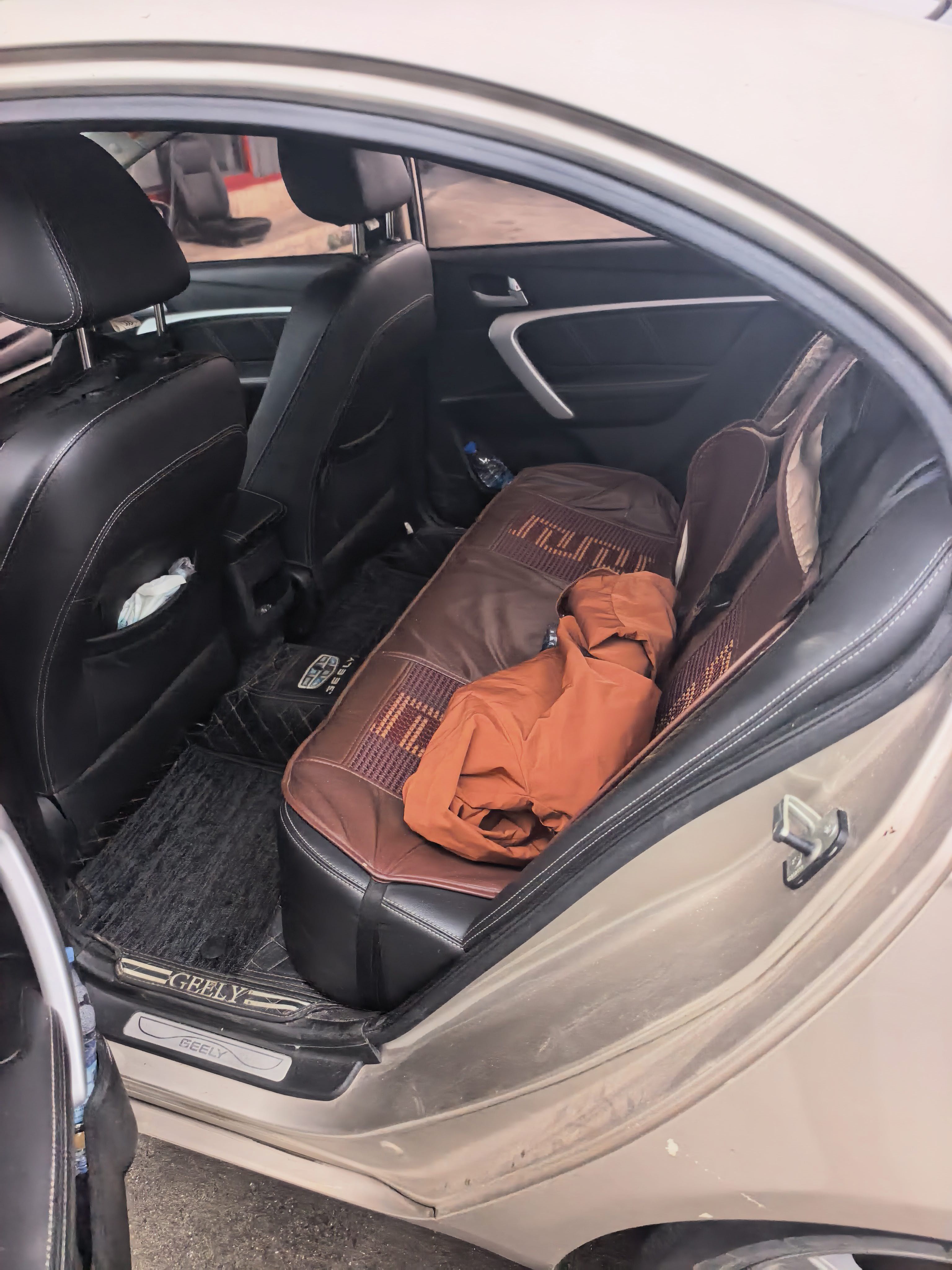 GEELY Emgrand 2018 car image #8