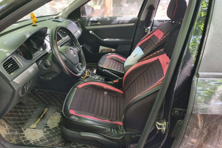 Volkswagen Lavida 2017 car image #17