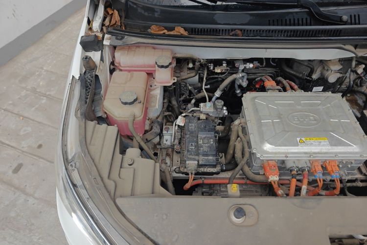 BYD Yuan New Energy 2020 immagine di auto #24